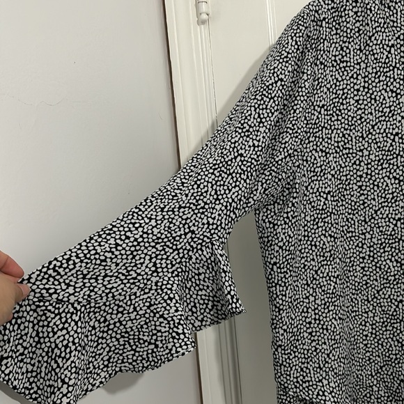 Vince Camuto, XL, black blouse with white dots - Picture 4 of 8